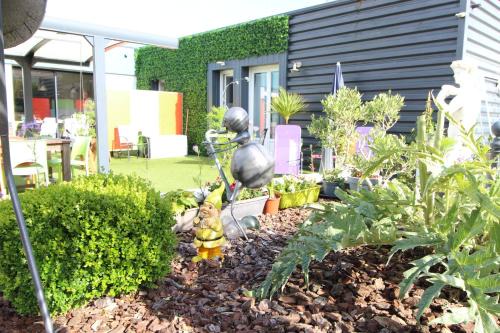 Annexe 43