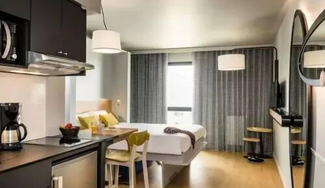 Aparthotel Adagio access Colombes La Défense* - Studio 4 People