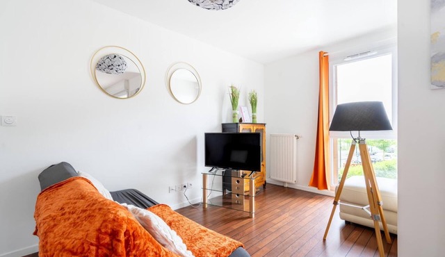 Apartment 25 minutes from Disneyland