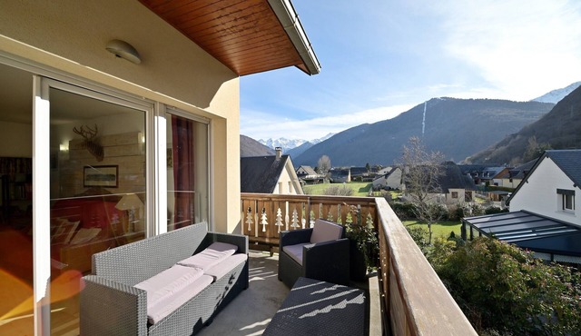 Apartment 'A 208 Pics D'Aran' with Mountain View, Shared Pool and Wi-Fi