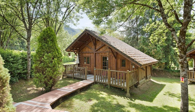 Apartment "Edelweiss" with mountain view, Wi-Fi and air conditioning