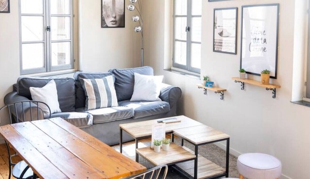Apartment for 2, Place St. Sauveur