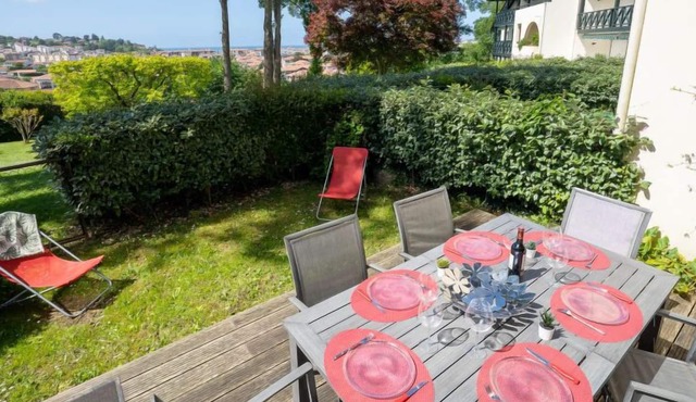 Apartment Parc de Maldagora in Saint-Jean-de-Luz - 6 persons, 2 bedrooms