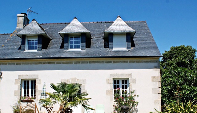 Apartment quiet, rural setting not far from the sandy beaches