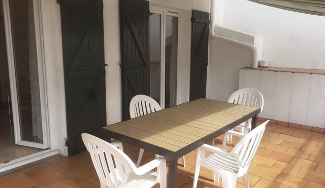 Apartment 'Saint Jean De Luz Avec Pkg' with Mountain View, Private Terrace and Wi-Fi