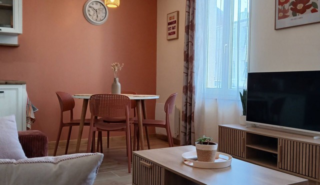 Apartment T2 3 * 38 M ² new, cozy, very bright