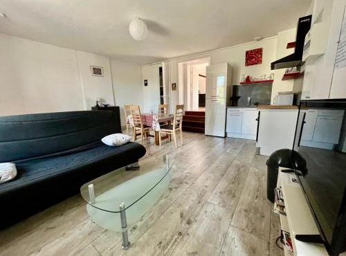 Appartement 57m² avec WIFI à 200m des Thermes – 4 pers. – Parking gratuit – La Roche-Posay - FR-1-541-40