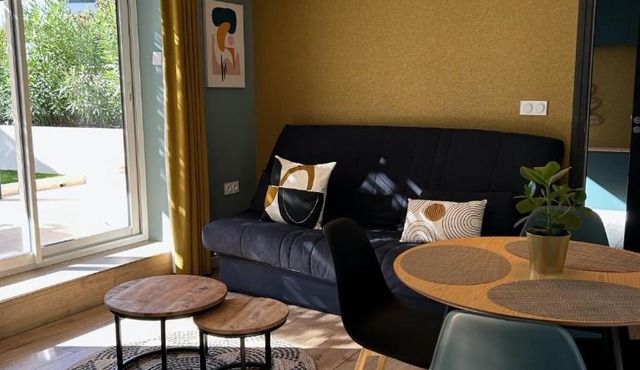 Appartement Proche Hôpital, Jardin privatif