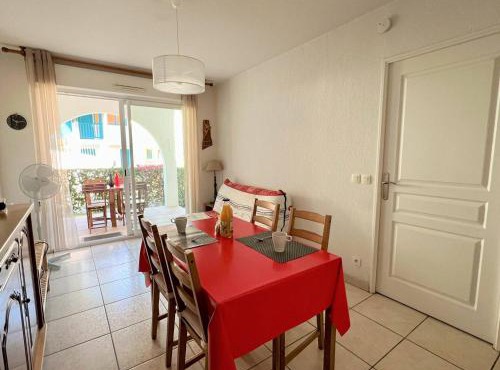 Appartement RDC à Cambo-les-Bains, terrasse, animaux acceptés - FR-1-495-13