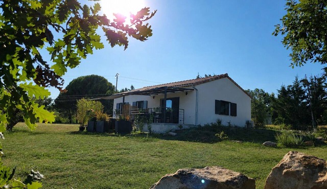 Ardèche 07 House: Villa with Air Conditioning and Spa