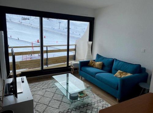 Arette: Appartement 6 pers, accès pistes, parking, balcon - FR-1-602-121