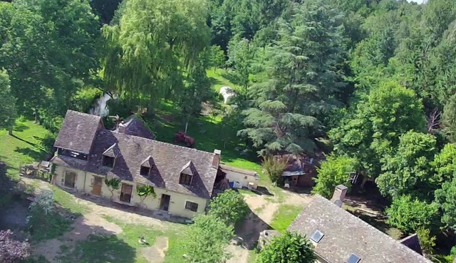 Au Bord du Bief du Moulin, une Chambre Calme, Accès et Salle de Bain Privative