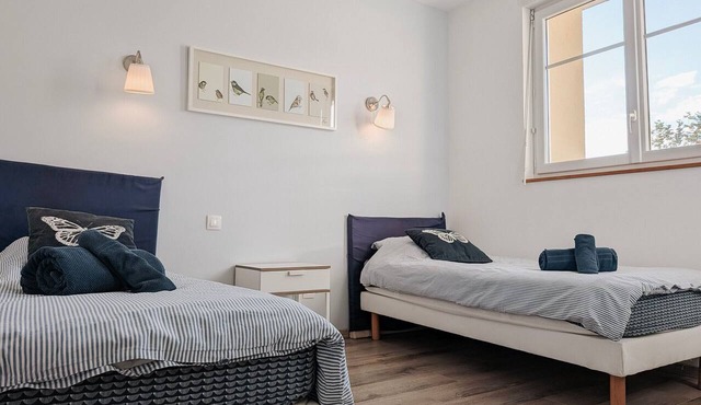 Authentic stay in Fontguenand with parking and breakfast included