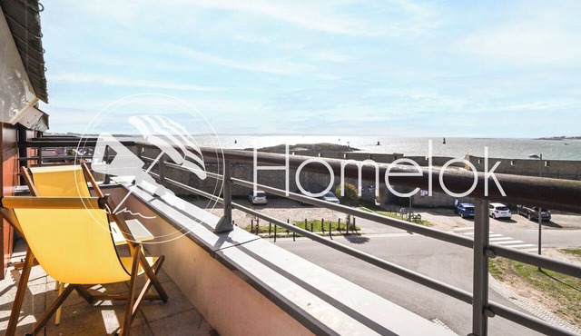 Balcon ensoleillé et confort moderne – T4 vue mer