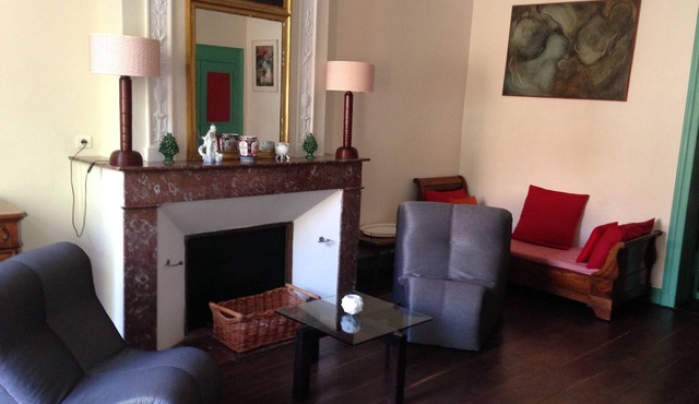 BASTIDE BY THE CANAL