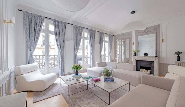 Beautiful and Stylish 2 Beds in Trocadéro 16th