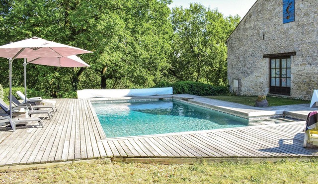 Beautiful home in Sembas