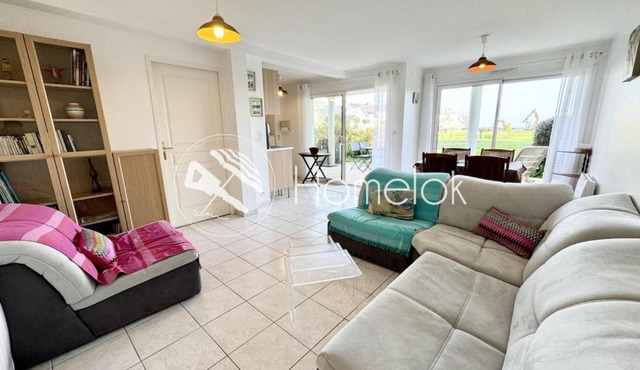Bel appartement face à la mer Terrasse et jardin