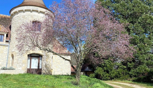Belle Demeure Familiale à la Campagne Près de Guédelon