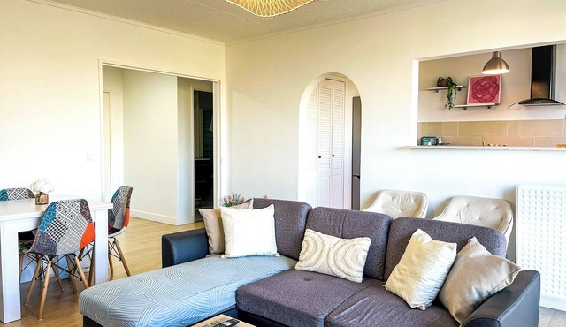 Belle Vue" apartment near the city center and train station