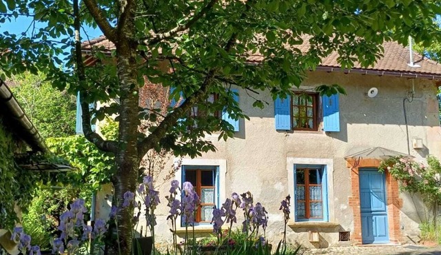 Berger-By Farm & La Bicoque, in the heart of the Two Lakes region