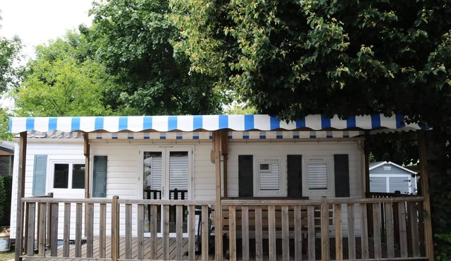 Berric STANDARD Mobile Home, 27 m² (2 bedrooms) + Covered Terrace + TV, sleeps 5