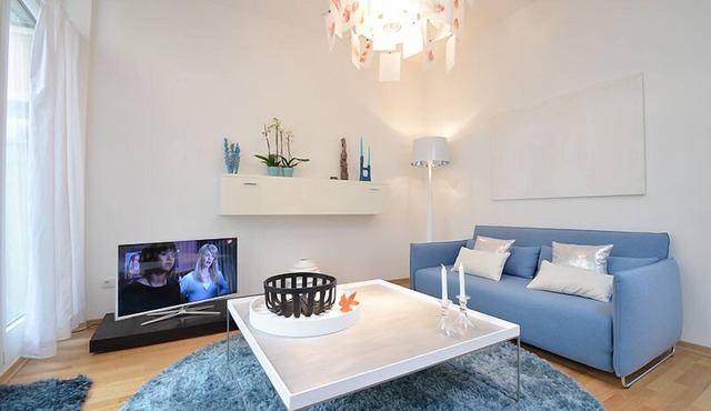 Best deal in town ! Como Designer Apt deluxe in the center of Munich in Munich