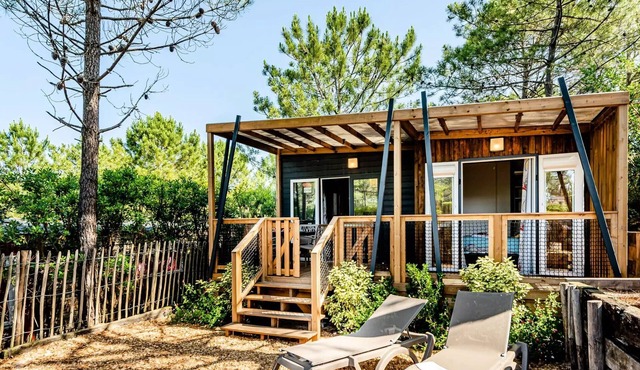 Bouleau Cottage: 3 Rooms, Sleeps 4