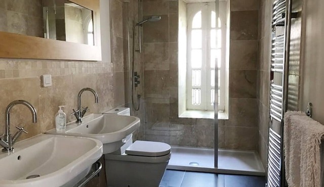 Brandily - Dinan, Brittany, Riverside Apartment for Two