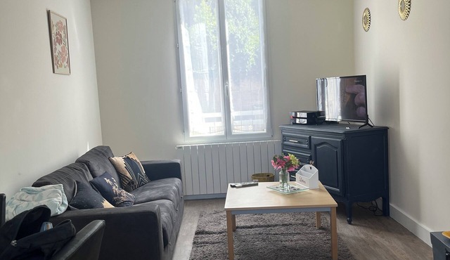 Bright little house in village center, close to all amenities.