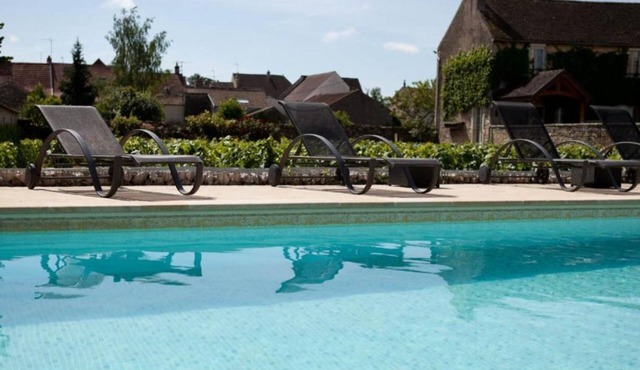 BTWN BEAUNE & NUITS ST GEORGES~CHARMING VILLAGE SURROUNDED BY BURGUNDY VINEYARDS