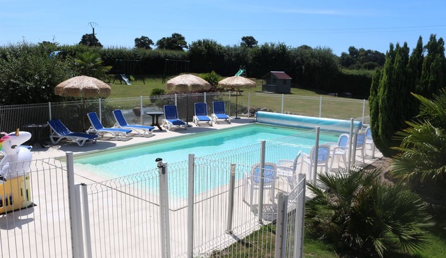 Bumpkin Cottage La Mare, Child-Friendly, Heated Pool & Great Facilities