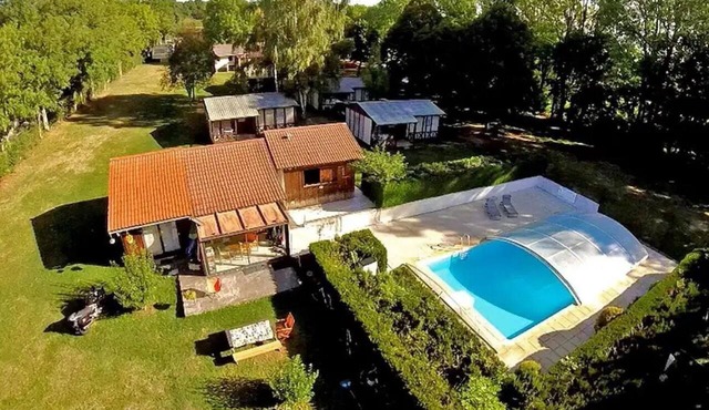 Camping 3 étoiles - Piscine - ccbgaii