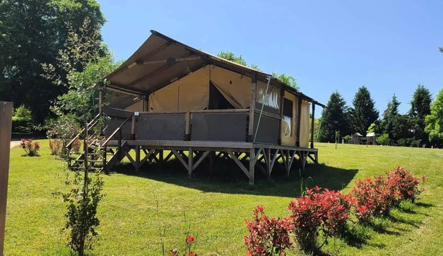 Camping Ushuaïa Villages Le Bois Coquet * - Canvas Bungalow Bali - 2 bedrooms - 32m² (without bathrooms) 5 people in LA DOUZE