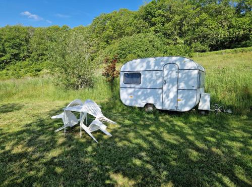 Caravan Miekie Camping La Foret du Morvan