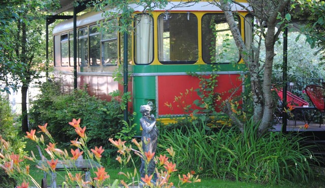 Carriage-Bus insolite-Ensuite with Jet bath-Panoramic-Garden view in Marchais