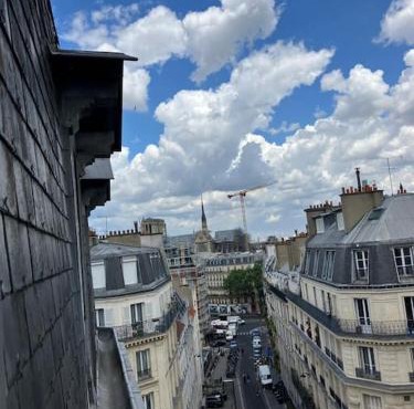 Central Paris Charming Flat