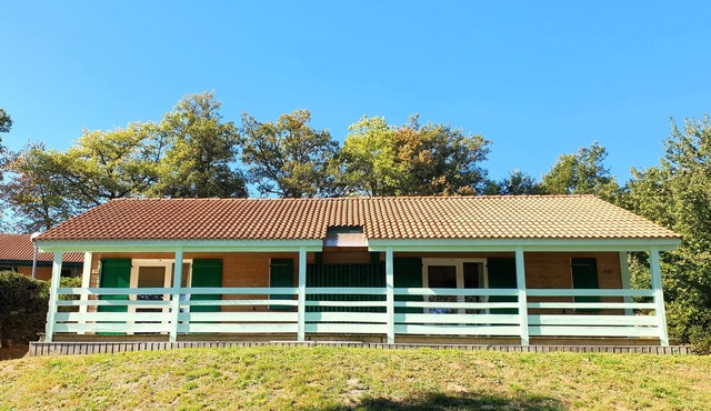 Chalet Aster 1 with Mountain View, Shared Pool and Wi-Fi
