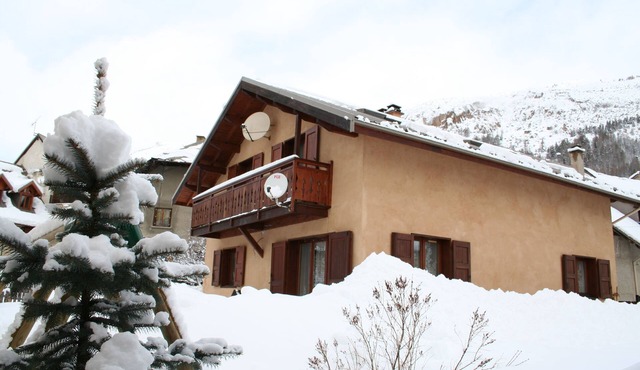Chalet Béraud, in the center of the village of Monetier Les Bains, Serre-Chevalier 1500
