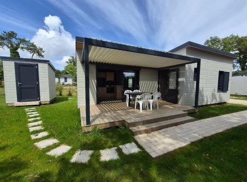 Chalet Confortable avec Clim et Parc/2 Chambres - FR-1-783-50