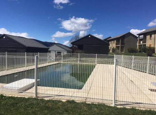 Chalet cosy avec piscine dans la résidence Ignaux - Ax les thermes