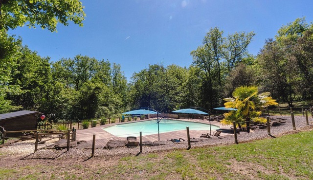 Chalets 5mn from Sarlat-la-caneda.