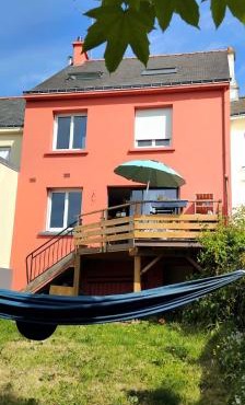 Chambre double à Louer dans maison de ville au calme avec terrasse et jardin