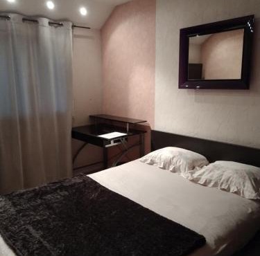 Chambre Grand lit Afrik