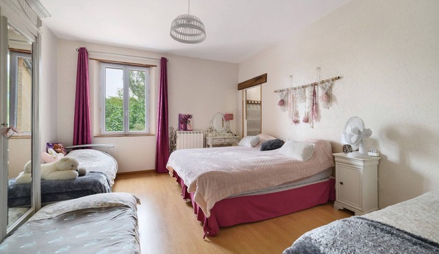 Chambre Rose for 5 Guests