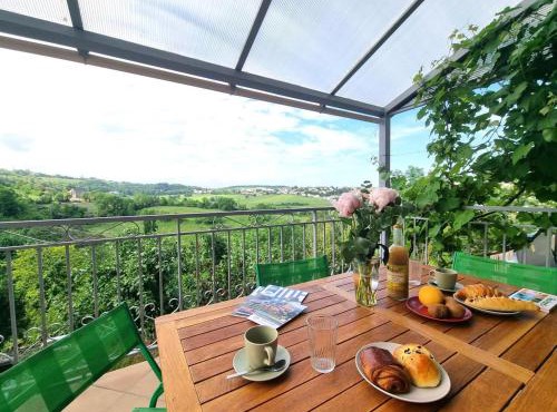 Charmant appartement avec terrasse lumineuse à St-Etienne - FR-1-496-287