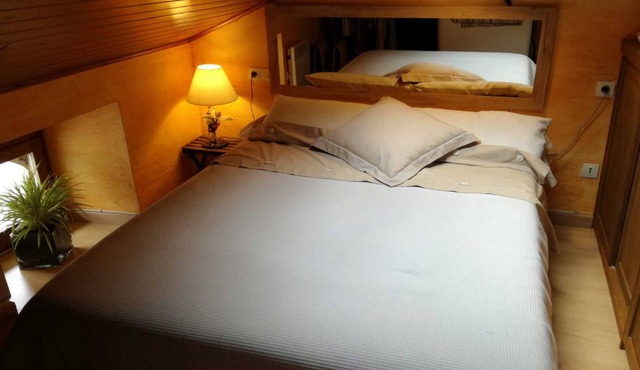 CHARMING 2/4-PERSON STUDIO IN THE CENTER OF OSSEJA, 2 KM FROM PUIGCERDA