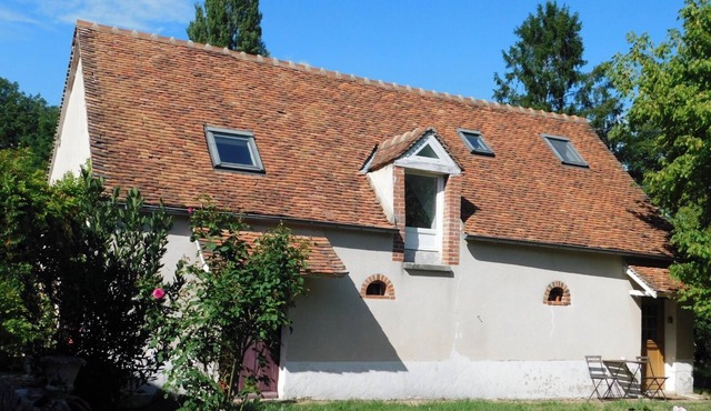 Charming country house, close to the Orléans Canal cycle route