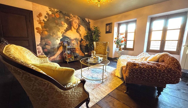 Charming 1800s Stone Home B&B in Saint-Martial-le-Mont