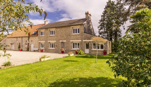 Charming house in Normandy, pets allowed, parking